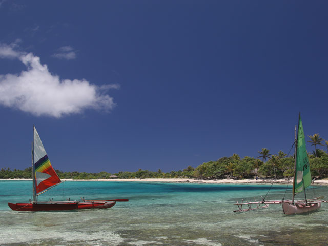 Stunning beach and clear blue sea, Mystery Island, Vanuatu