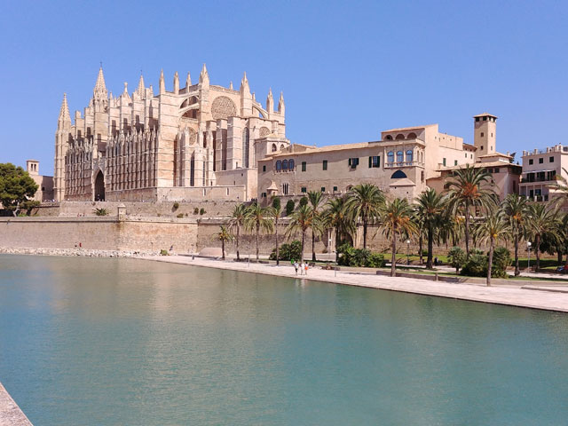 Catedral de Mallorca, Spain