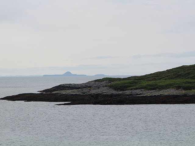 Cruising by Dutchman's Cap (Bac Mòr), Scotland