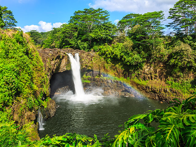 Rainbow falls in Hilo, Hawaii, USA
