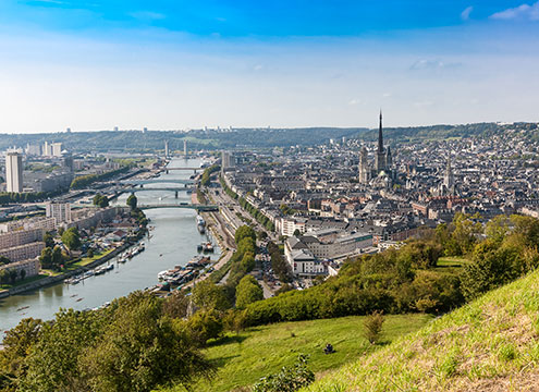 The River Seine in Rouen, France French Cities with the Seine