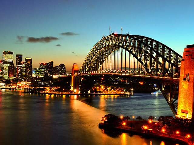 Join a world cruise to Sydney, Australia