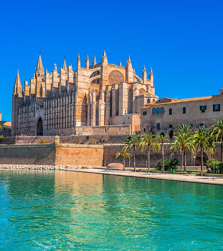 Palma Cathedral on a sunny day, Spain Palma Cathedral on a sunny day, Spain