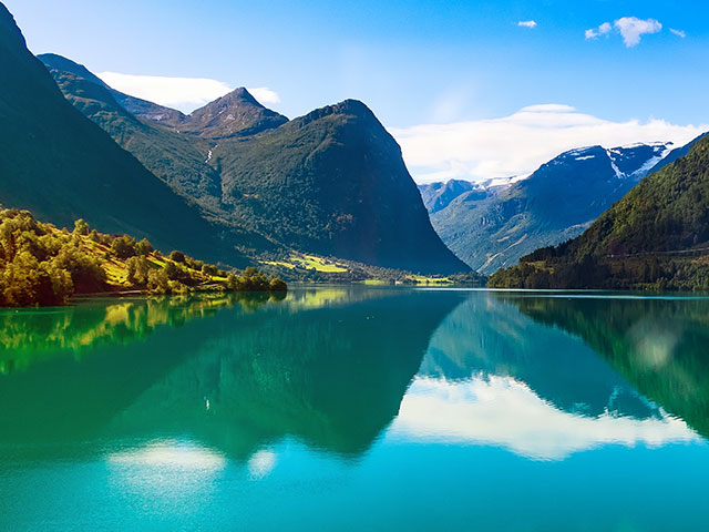 Cruising Nordfjord & Eidsfjorden, Norway