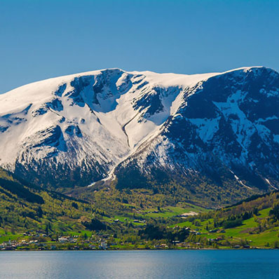 Cruising Fjrlandsfjorden, Norway