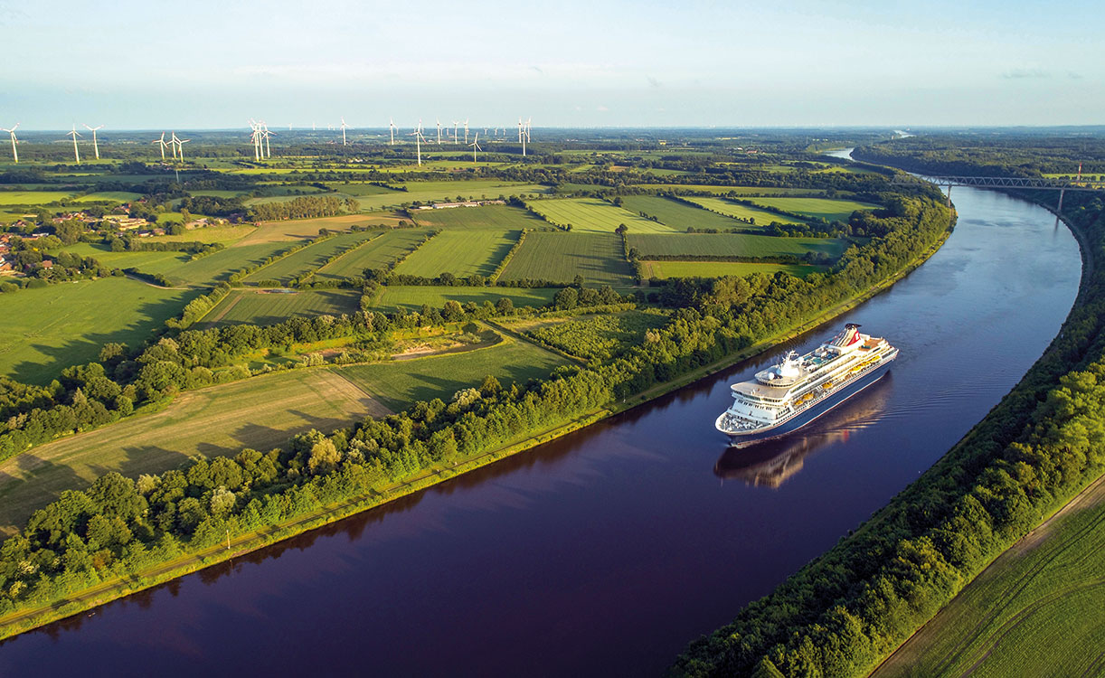 Balmoral, Kiel Canal Balmoral, Kiel Canal