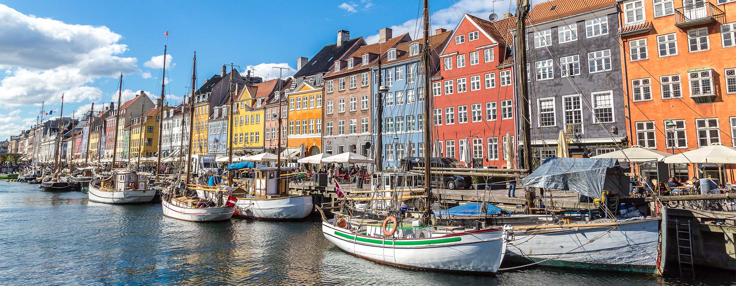 Colourful houses in the Nyhavn pier, Copenhagen