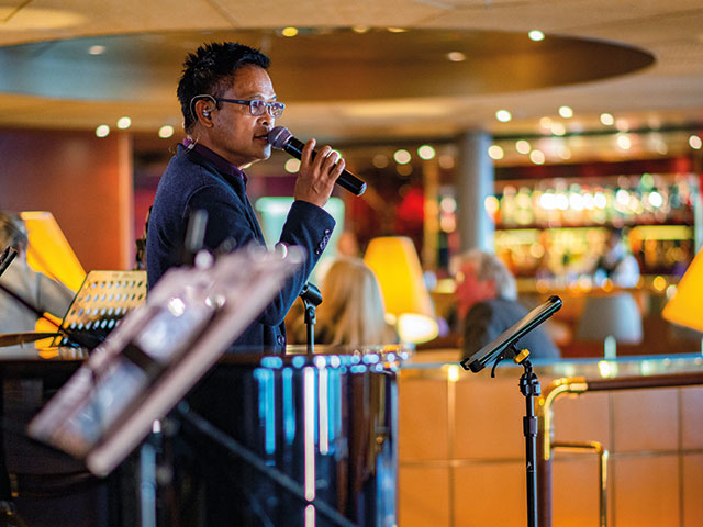 Band playing in The Ocean Bar