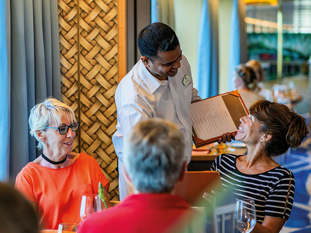Guests ordering in VASCO restaurant, Bolette