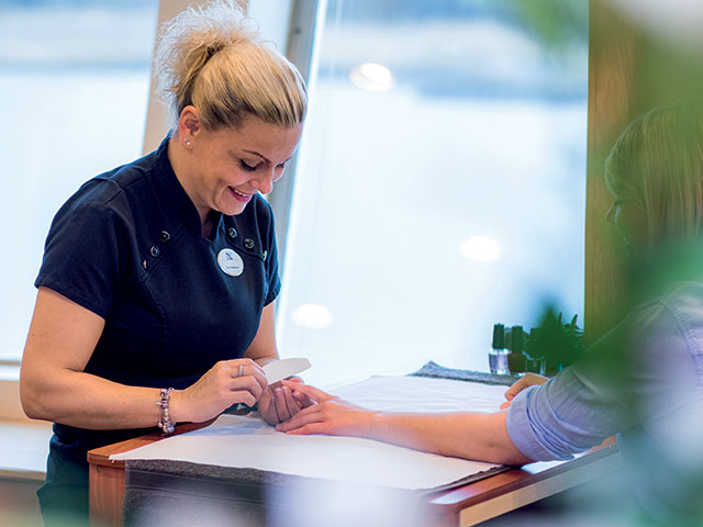 Guest enjoying a manicure 