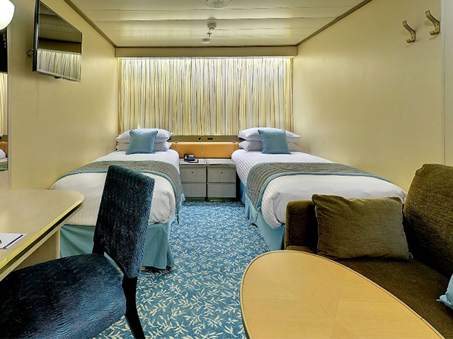 Inside I Grade cabin 