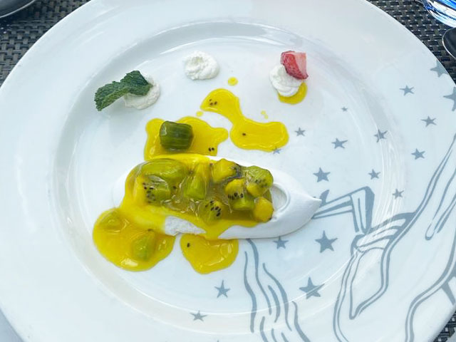 Passionfruit and Kiwi Pavlova, The Poolside