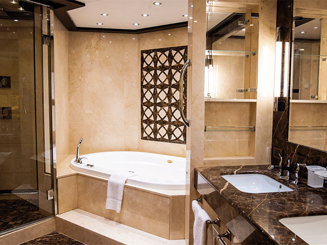 Owners Suite, Borealis 