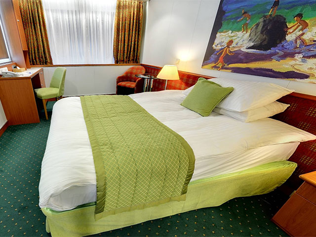 Single ocean view, K grade, Balmoral