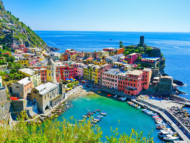 View of the beautiful seaside of Vernazza village in summer in the Cinque Terre area, Ital