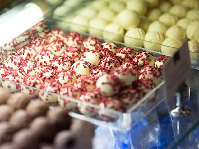Chocolates in the Bookmark Cafe, Bolette