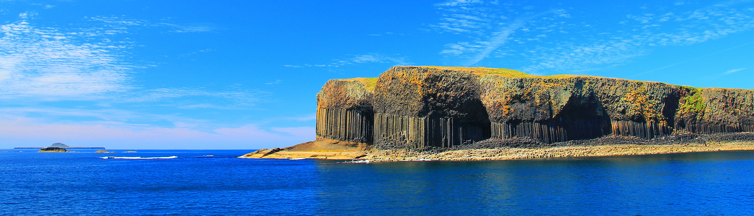 Fingal's cave, Scotland