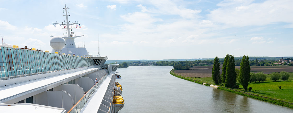 Balmoral cruising the River Seine, France